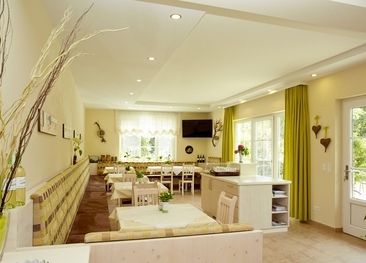 Weingut Sommerhof | Speisesaal